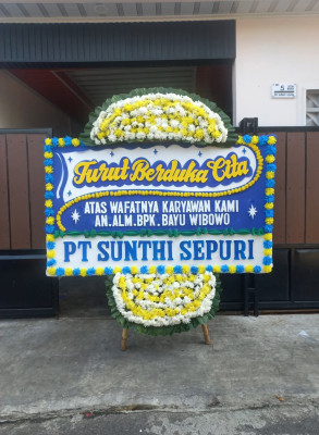 Papan Bunga Duka di Padang Hulu