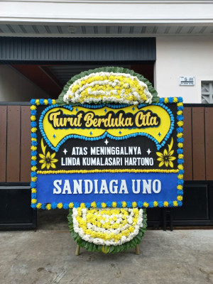Papan Bunga Duka di Padang Hulu